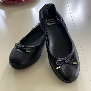 FitFlop Leather Superbendy Ballet Flats Black Size 8.5
